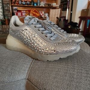 Gently worn Women's Steve Madden Carissa Rhinestone Shoes Sz 10 GREAT condition!